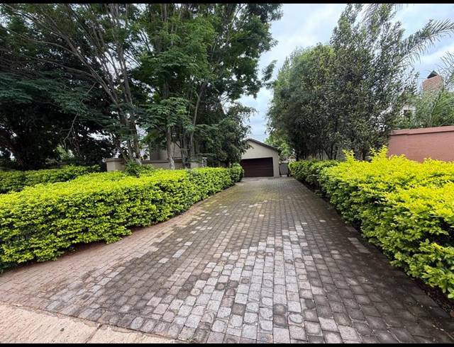 4 BEDROOM PROPERTY TO RENT IN MIDFIELD ESTATE